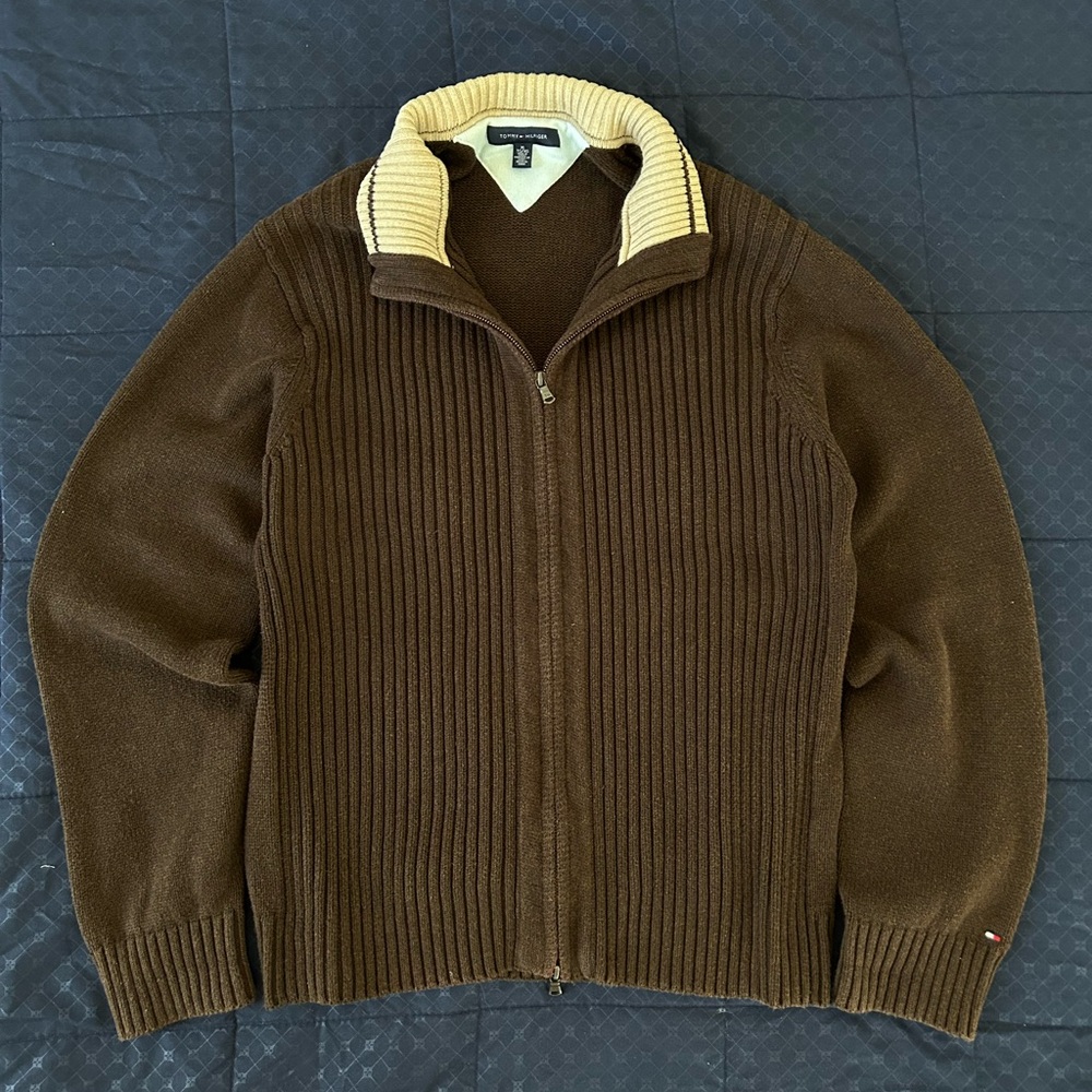 Tommy Hilfiger Brown Full-Zip Ribbed Sweater with Cream Contrast Collar